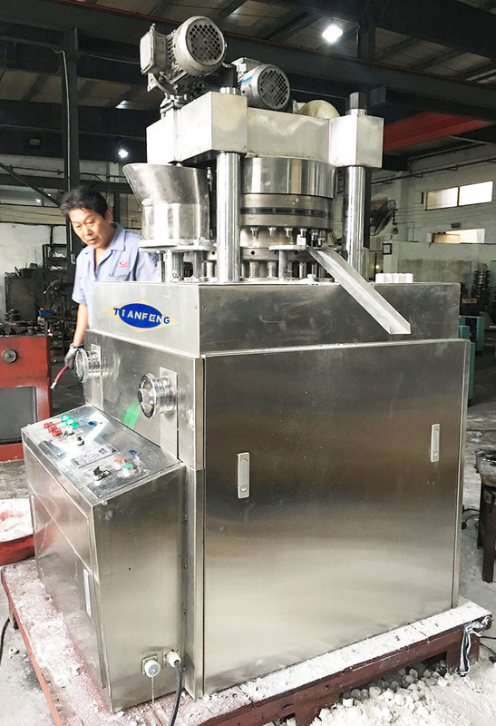 Nuevo estudio máquina de fabricación de crisol de cerámica ZPW25 tipo rotativo cerámica crisol de cubo fabricante