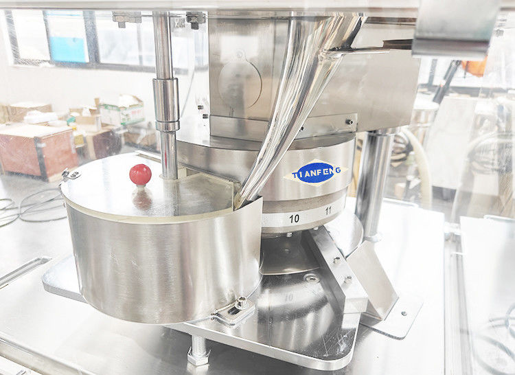Máquina de prensa de píldoras de alta capacidad con velocidad máxima de torreta de 20-37RPM y 10000-42000 Pcs/hora