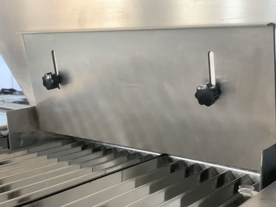 Máquina de conteo y llenado de voltaje 50HZ/60HZ, capacidad de 10-120 botellas/minuto para un llenado rápido y preciso