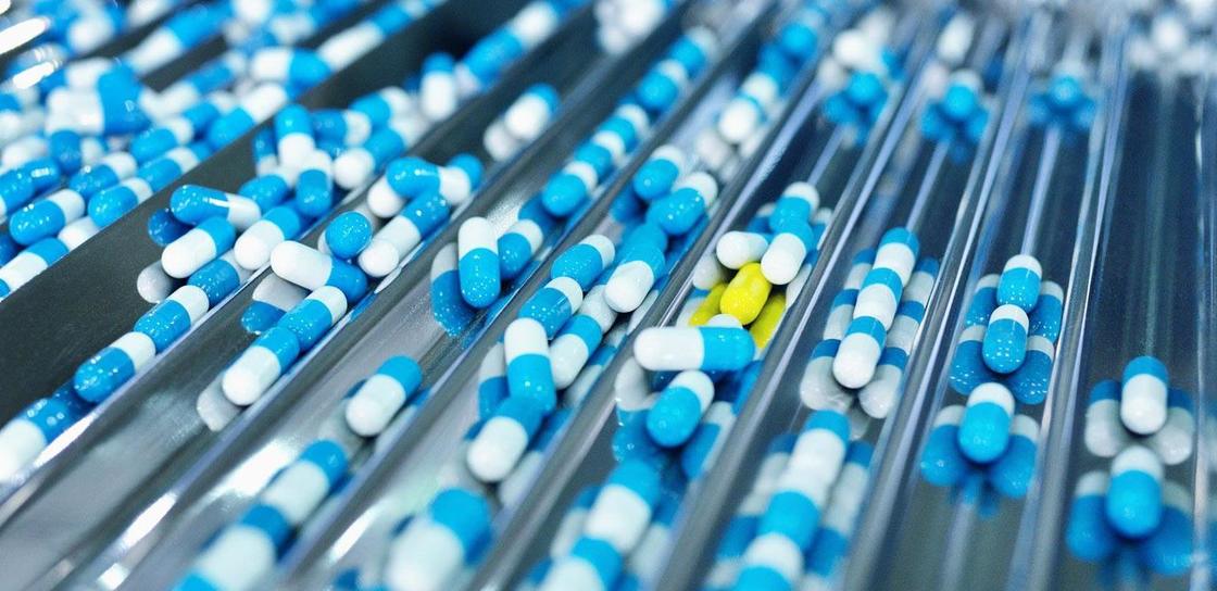 Máquina de contador y llenador de capacidad de 10 a 120 botellas/minuto Peso de la máquina kg 320