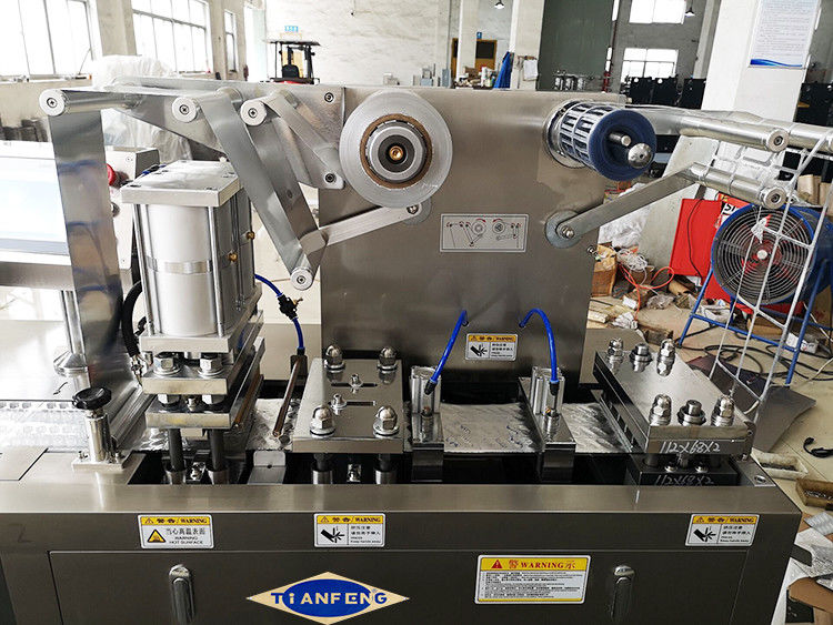 Tipo plano pantalla táctil de DPB150 Ss304 del PLC de la empaquetadora de la ampolla del Aluminio-plástico